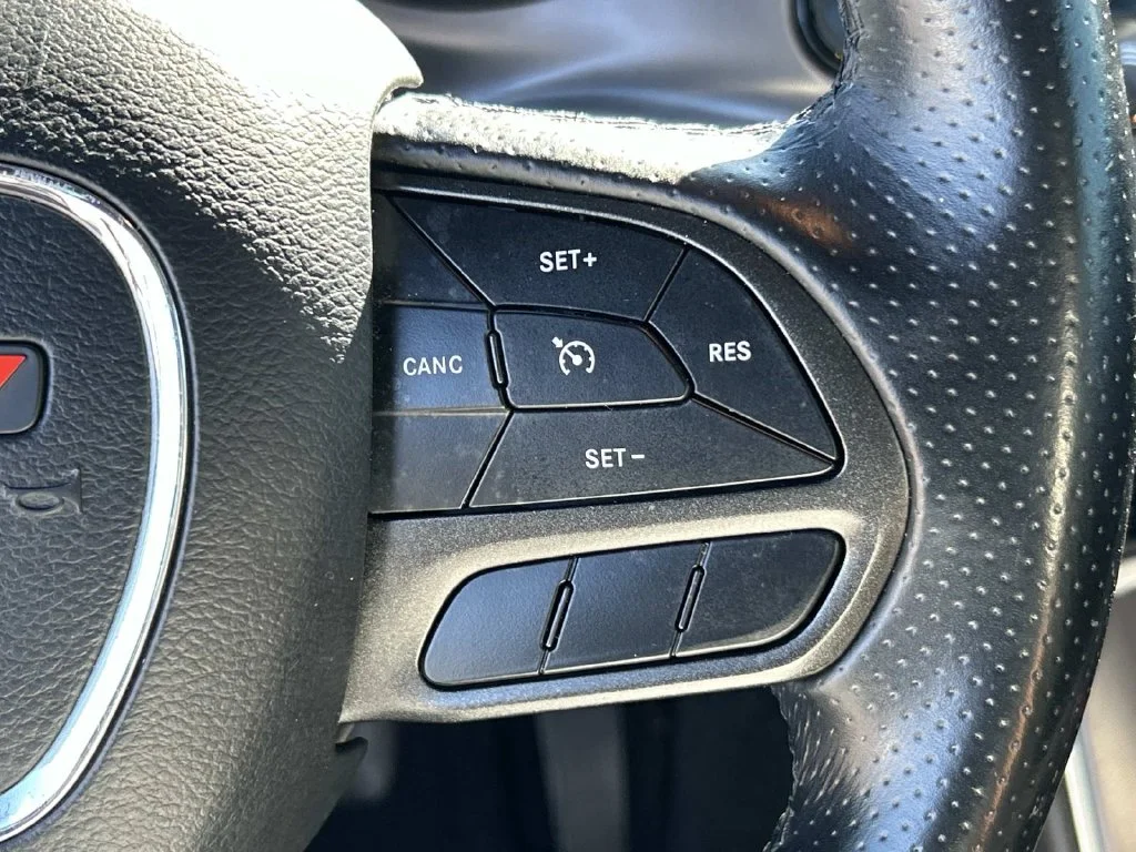 Used 2021 White Dodge SXT image 39