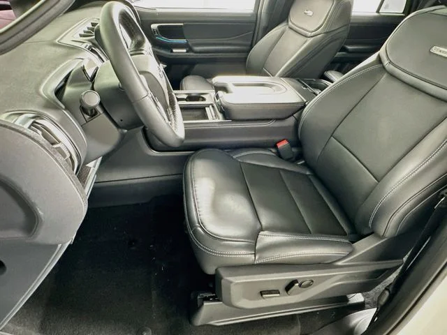 New 2027 Ford Expedition Platinum