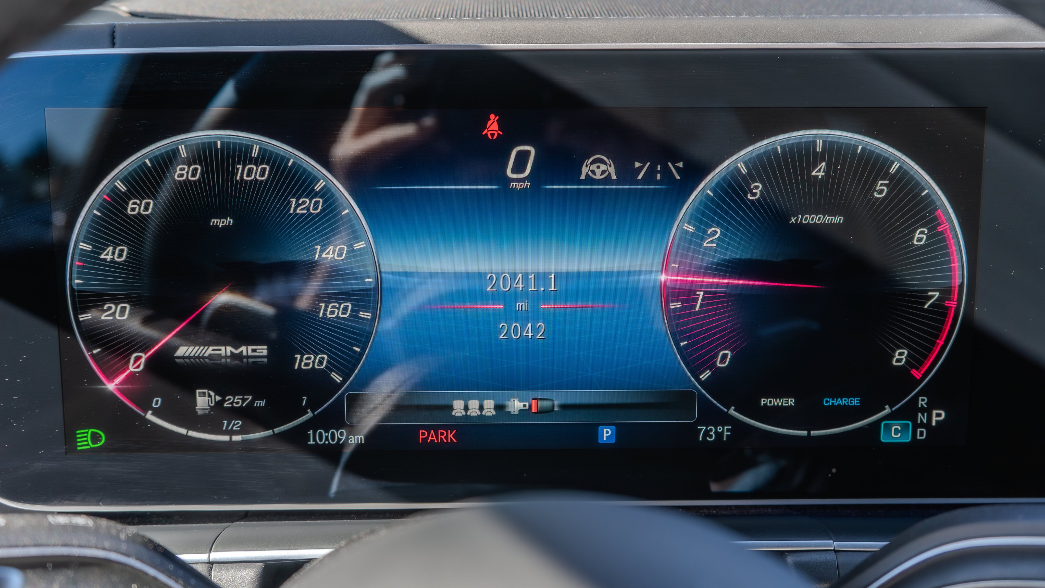 Certified Used 2026 MANUFAKTUR Moonlight White Metallic Mercedes-Benz GLE 53 AMG® image 10