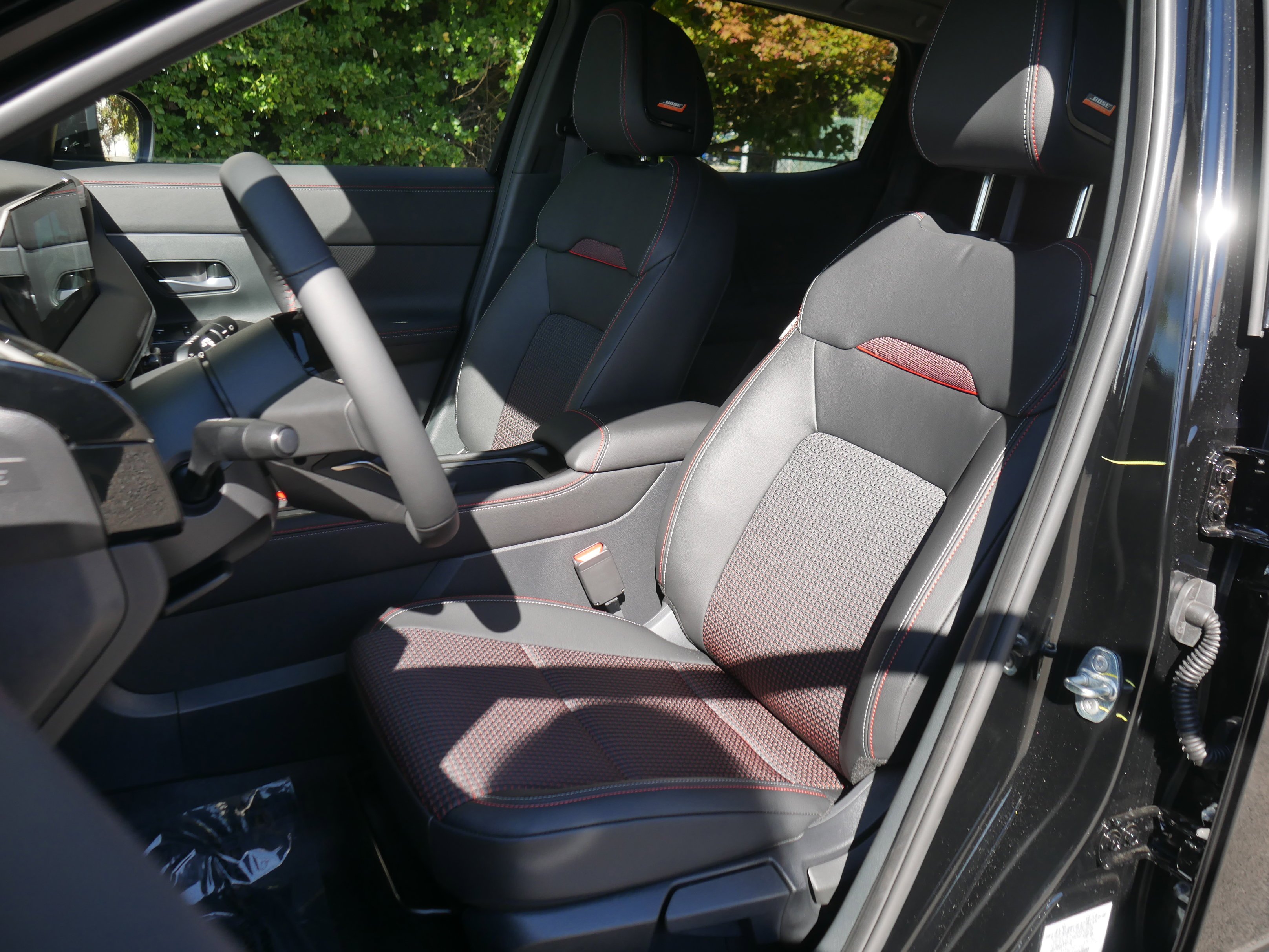 2026 Nissan KICKS SR AWD - Photo 31