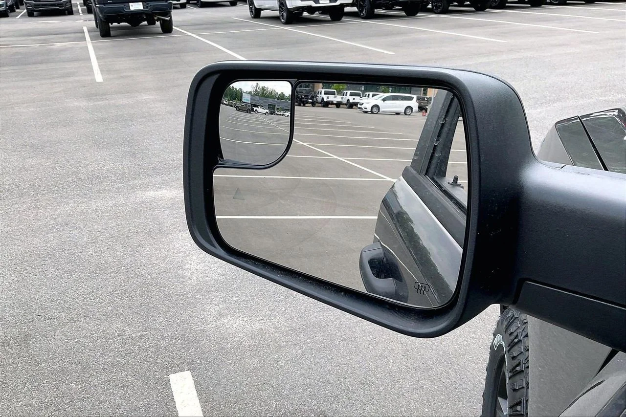 New 2026 Granite Crystal Metallic Clear-Coat Exterior Paint RAM Warlock image 24
