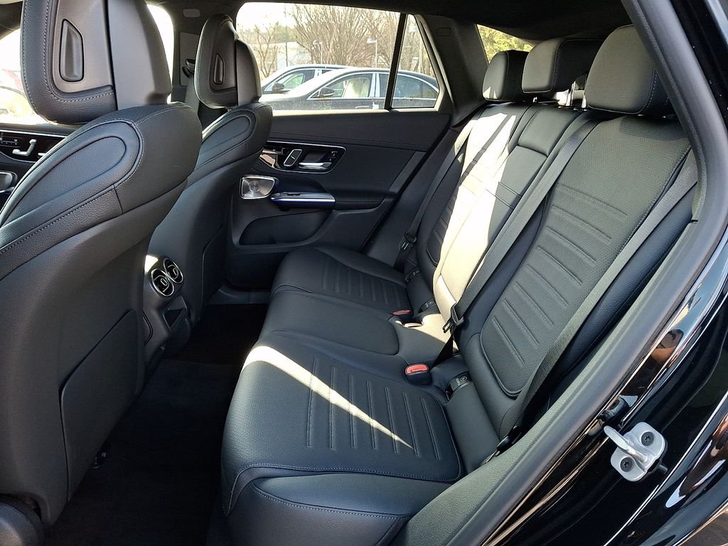 New 2026 Obsidian Black Metallic Mercedes-Benz GLC 300 image 10