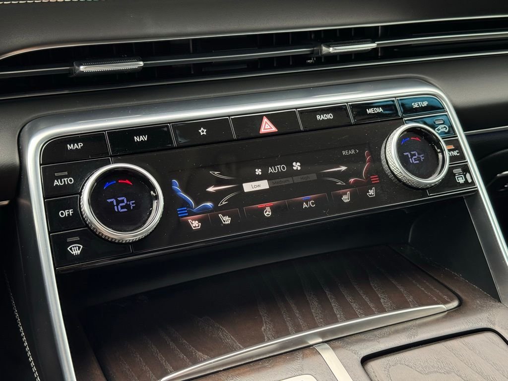 2021 GENESIS GV80 - Photo 38