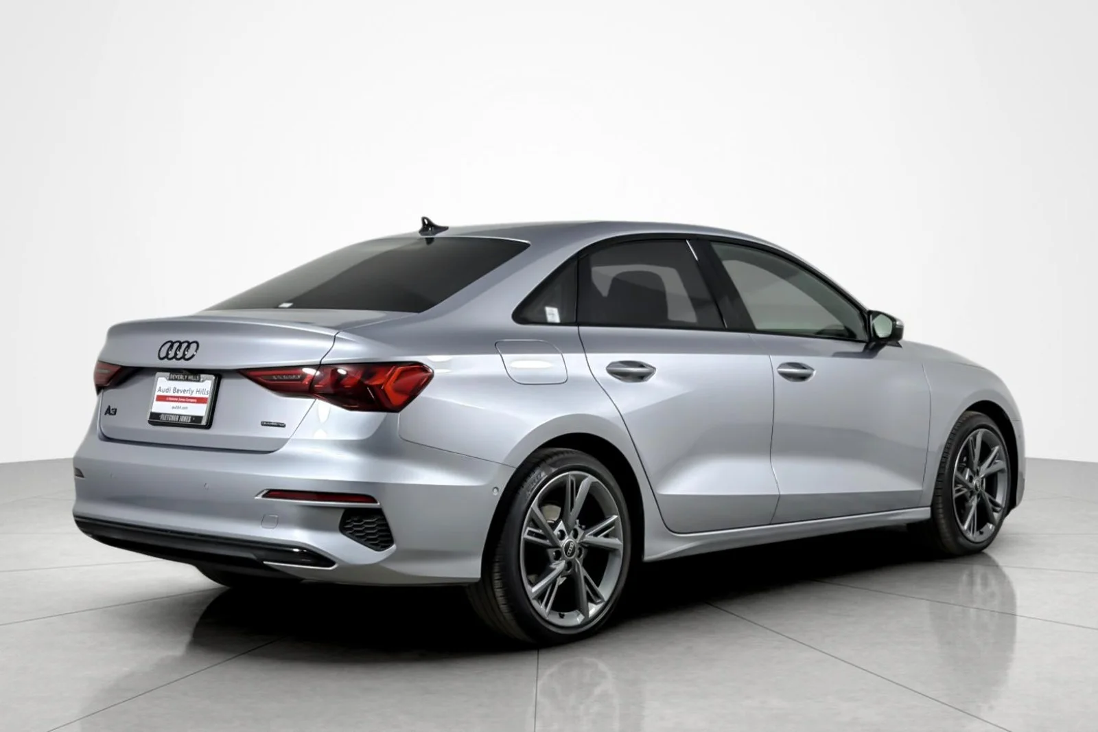 Used 2024 Florett Silver Metallic Audi Premium Plus 40 TFSI quattro image 5