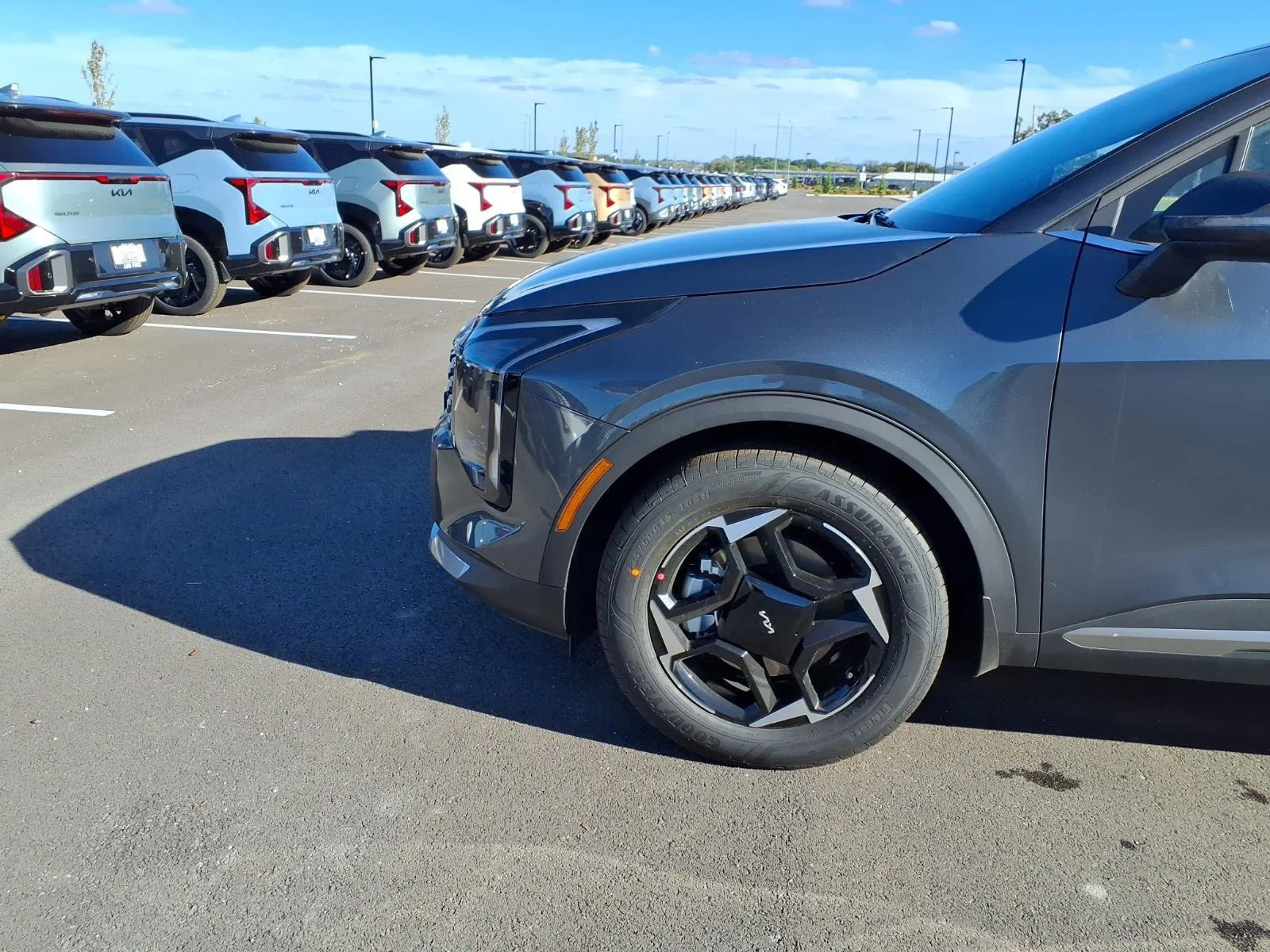 New 2026 Gravity Gray Kia EX image 17