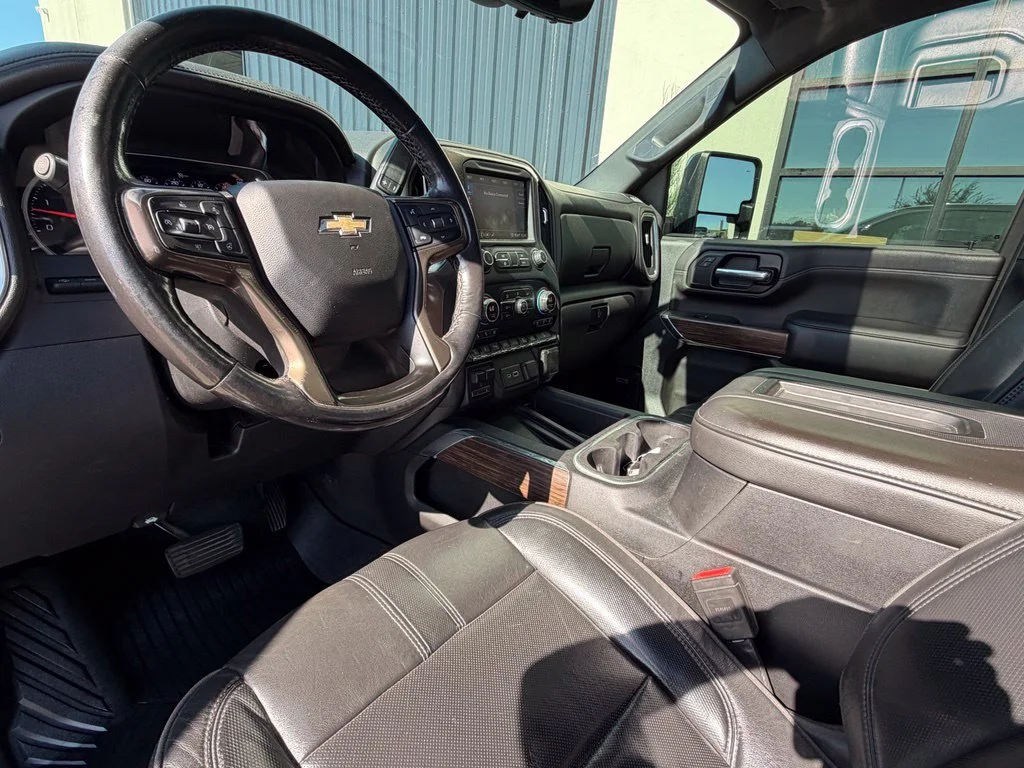 Used 2020 Silver Chevrolet High Country image 7