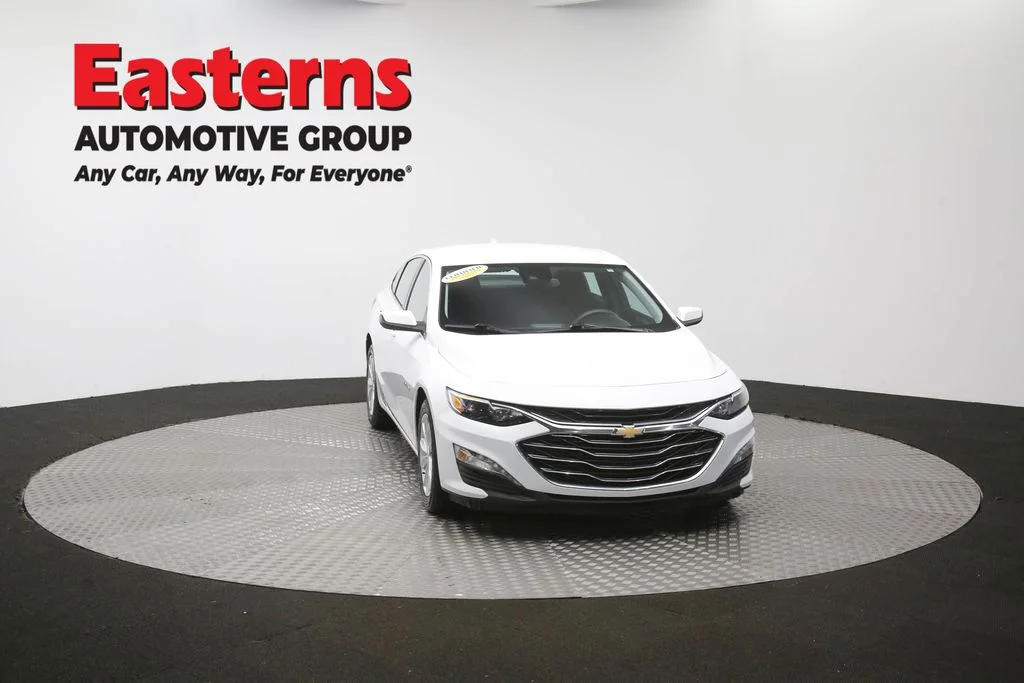 Used 2025 White Chevrolet LT image 52