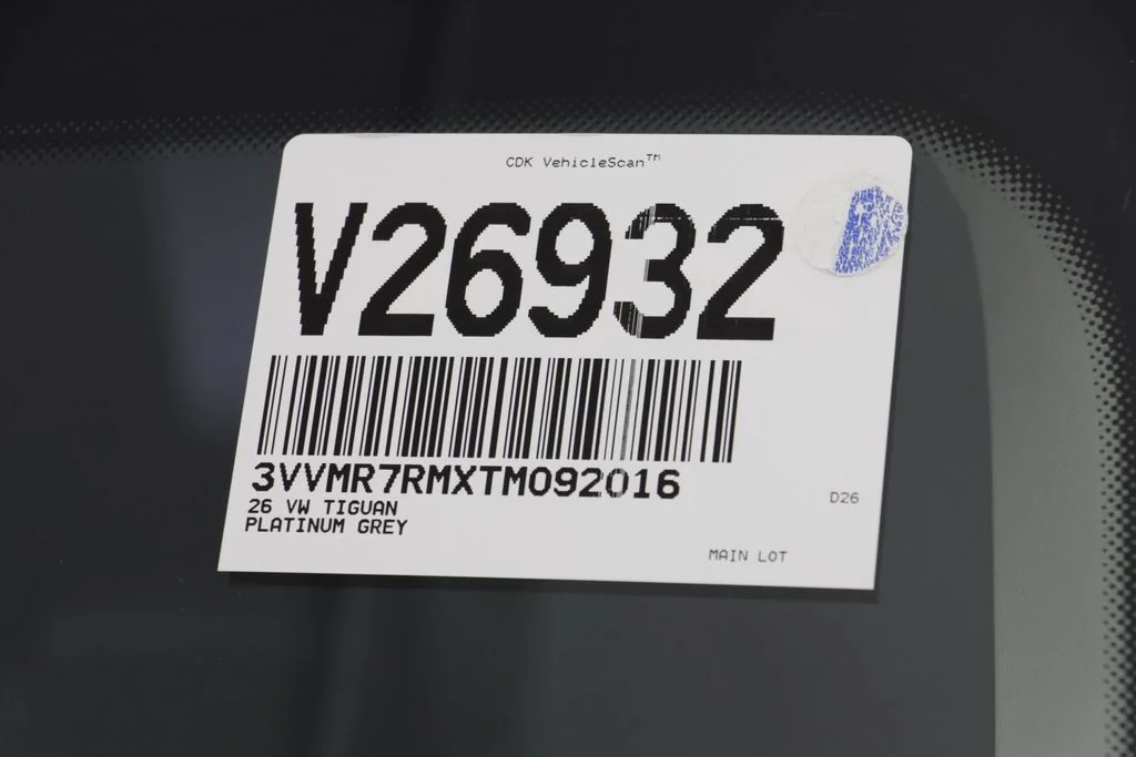 New 2026 Platinum Grey Volkswagen 2.0T SE image 26