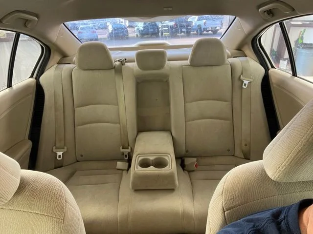 Used 2015 White Honda  image 33