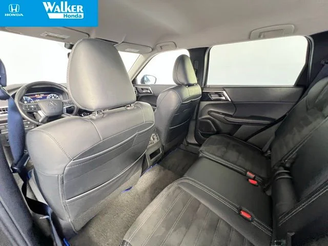 Used 2024 Black Mitsubishi SE image 17