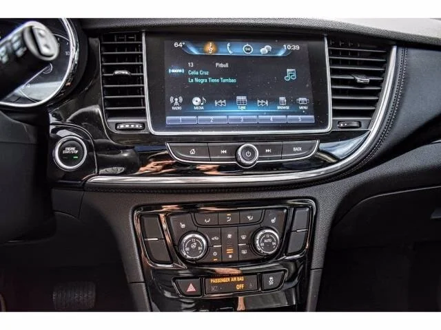Used 2019 Summit White Buick Essence image 16