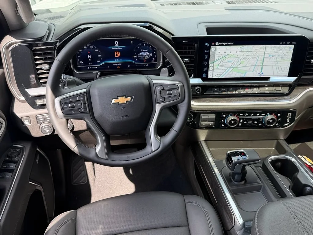 New 2025 Summit White Chevrolet LTZ image 12