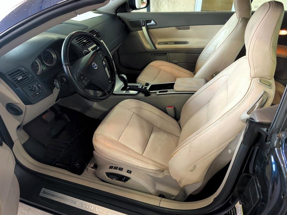 Used 2013 Caspian Blue Metallic Volvo T5 image 8