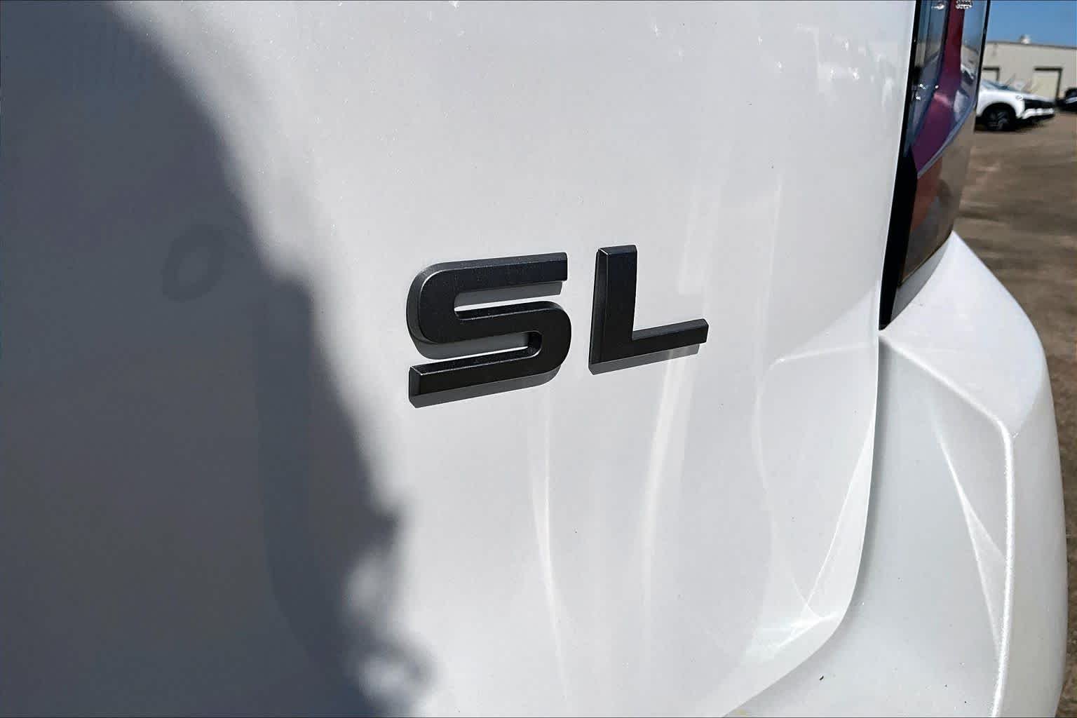 New 2026 Aspen White TriCoat Nissan SL image 8