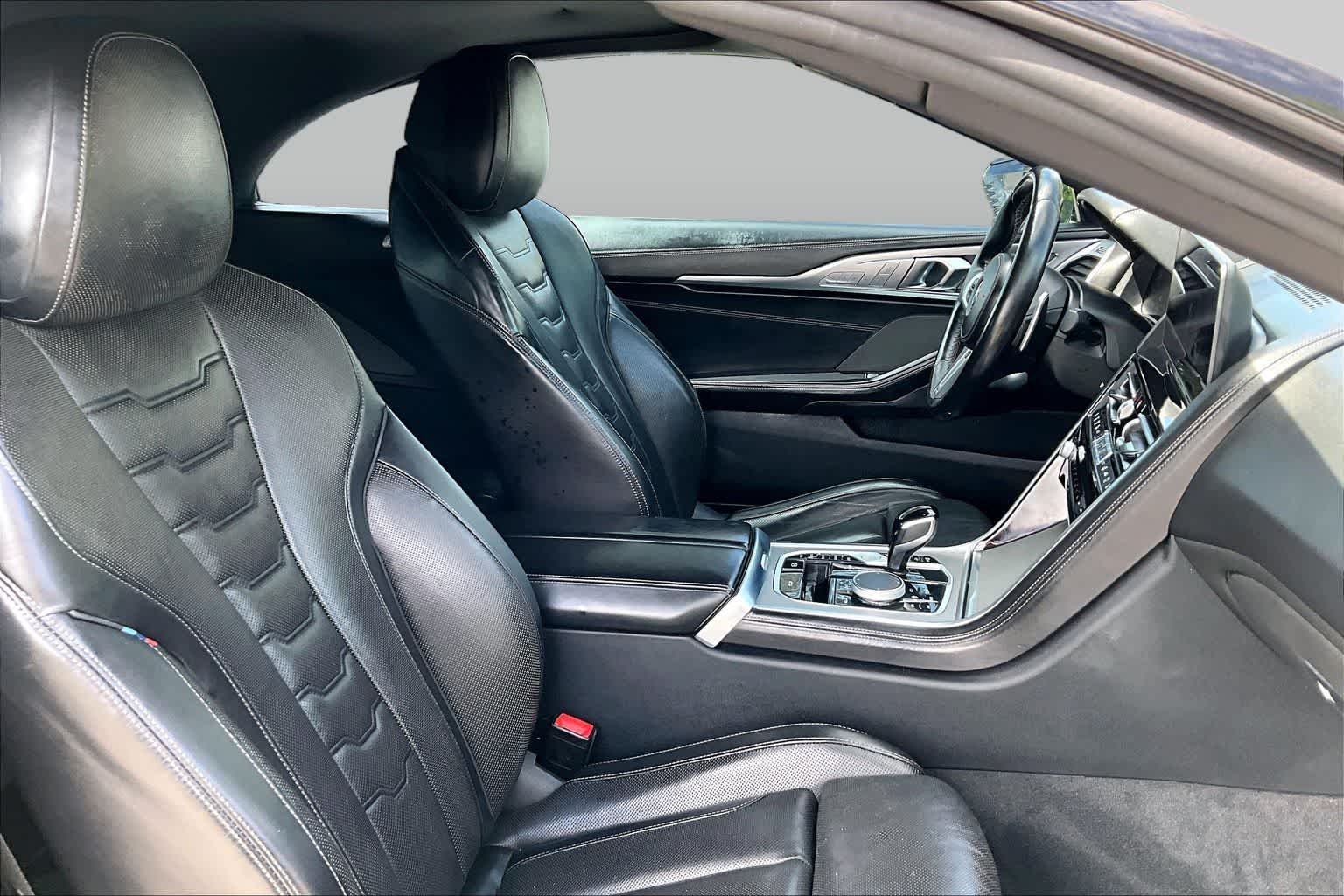 Used 2023 Alpine White BMW M850i xDrive image 9