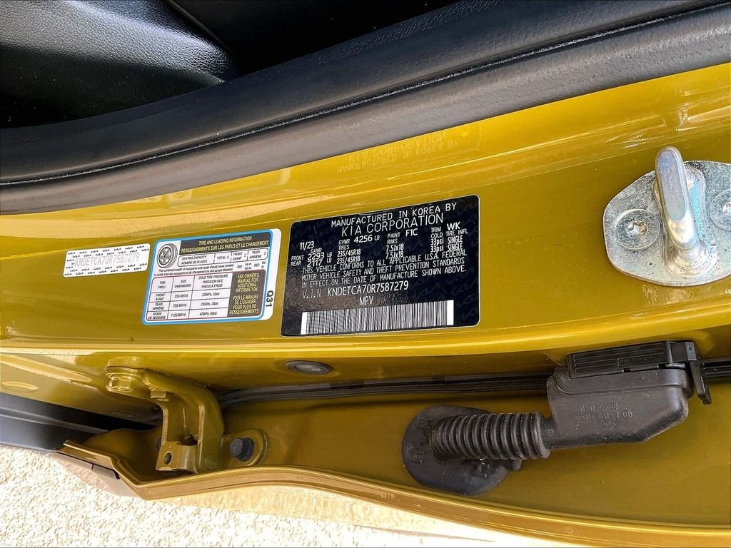 Used 2024 Green Kia SX image 33