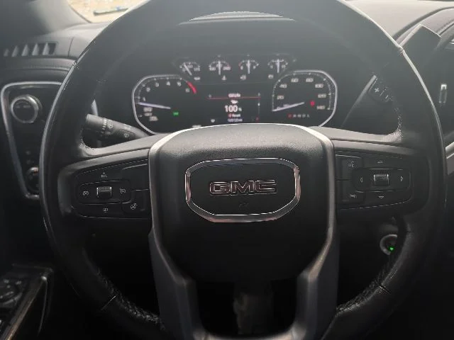 Used 2021 Silver GMC Elevation image 15