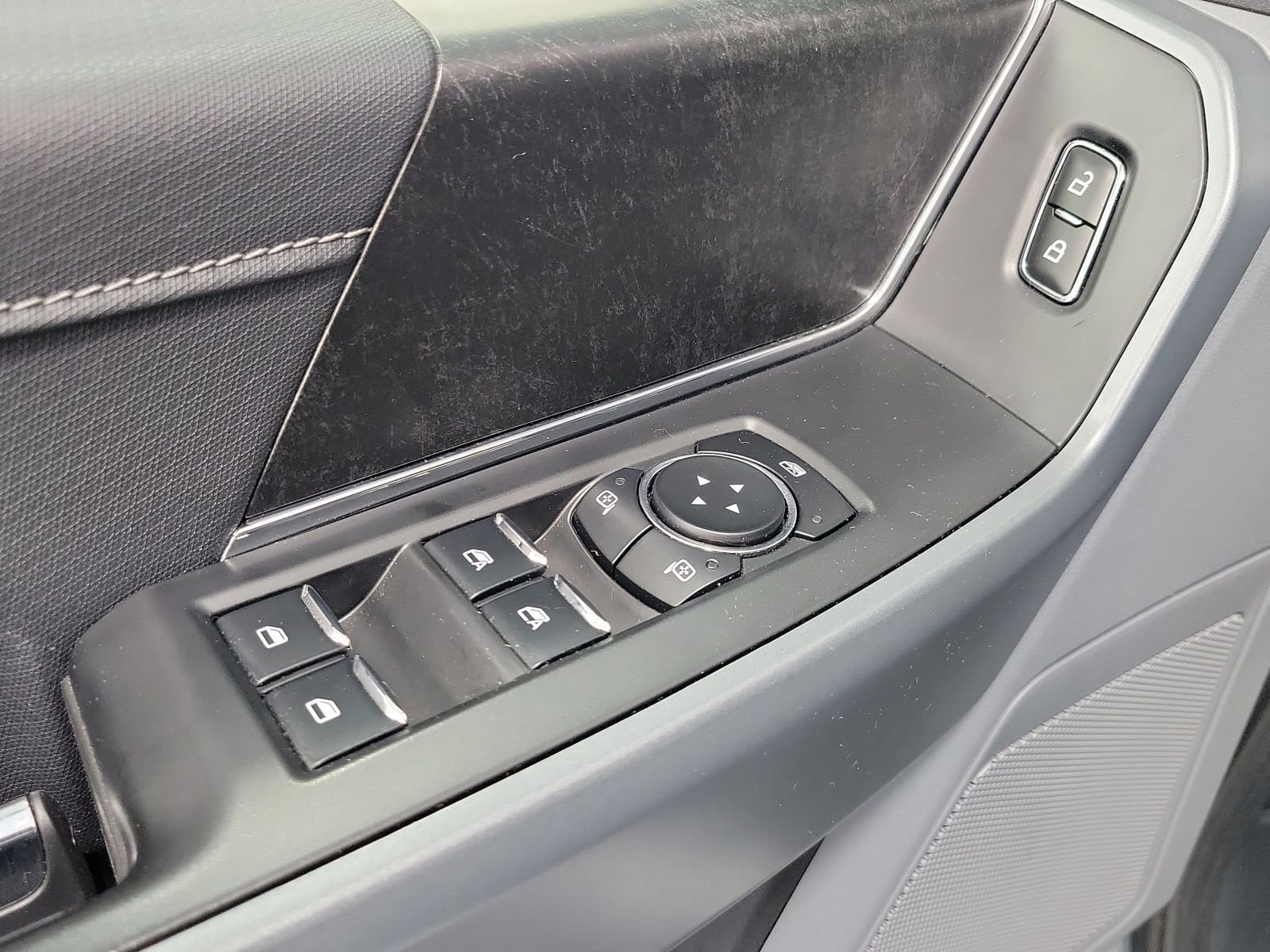 Certified Used 2023 Silver Ford XLT image 14