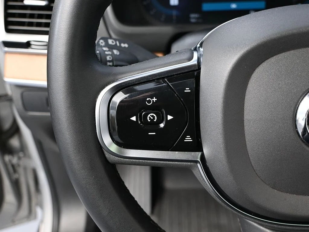 2024 Volvo XC90 Plus - Photo 29