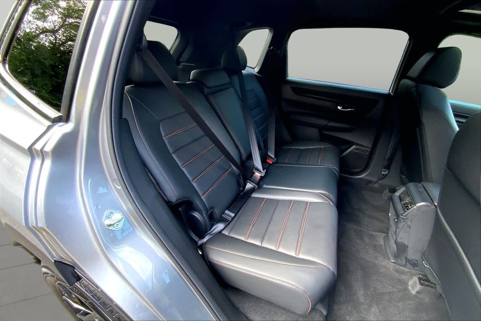 Used 2024 Lunar Silver Metallic Honda Sport-L image 20