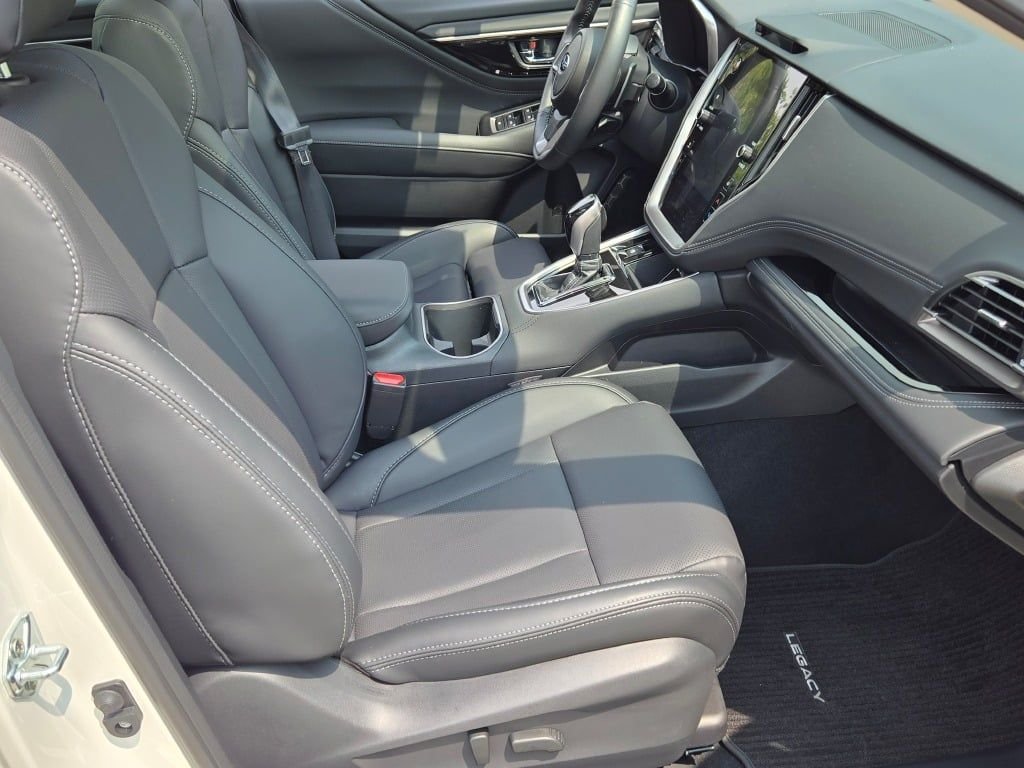 Used 2025 White Subaru Limited image 6
