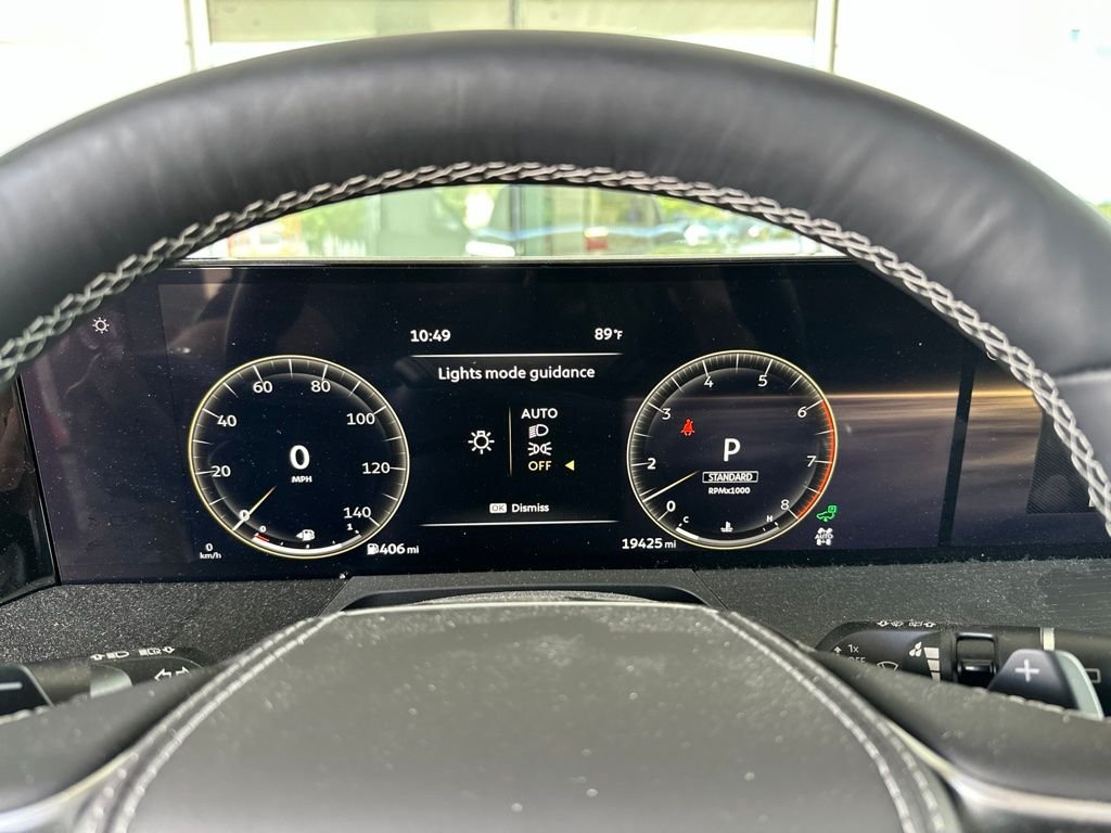 Used 2025 Gray INFINITI SENSORY image 3