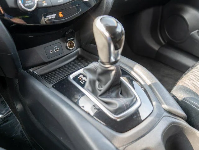 Used 2018 Midnight Pine Nissan SV image 33