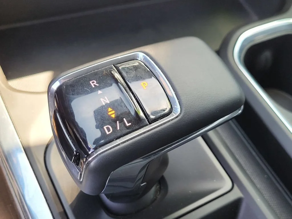 Used 2024 Black Chevrolet High Country image 21