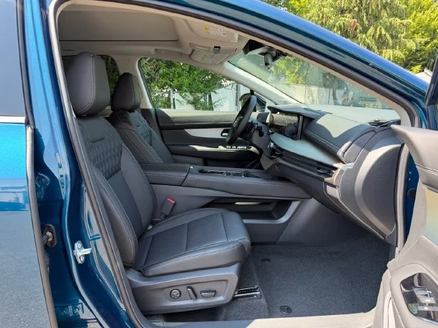 New 2026 Aurora Blue Pearl Metallic Nissan Platinum image 9