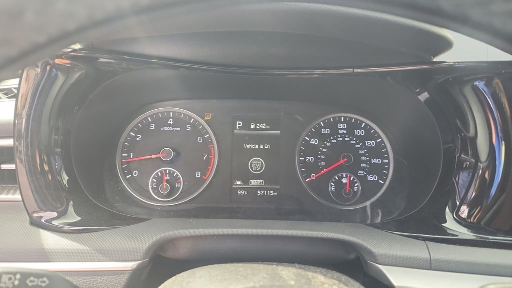 Used 2022 Gray Kia GT-Line image 10