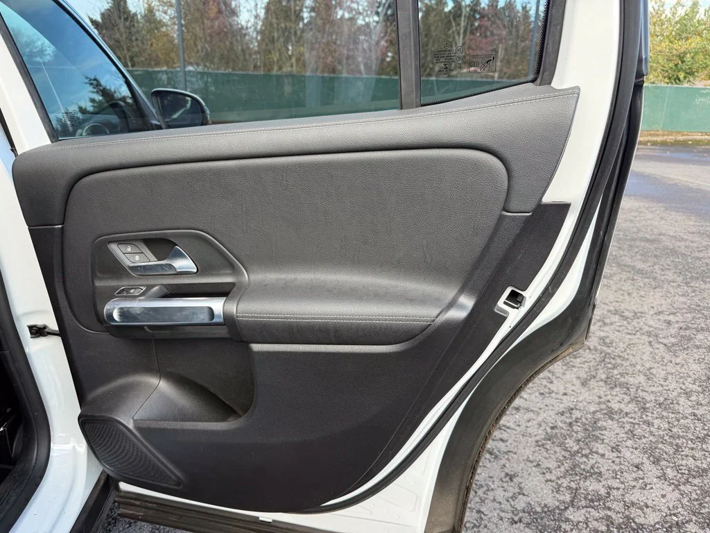 Used 2021 Digital White Metallic Mercedes-Benz GLB 35 AMG® image 23