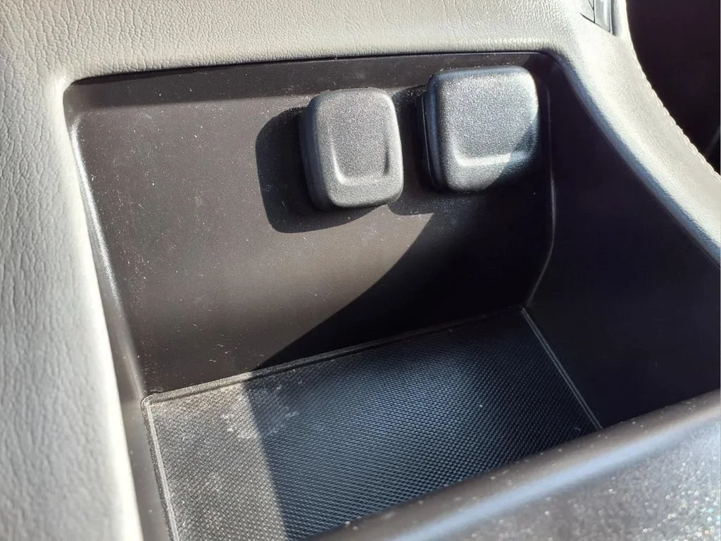Used 2020 SHADOW GRAY METALLIC Chevrolet LT image 24