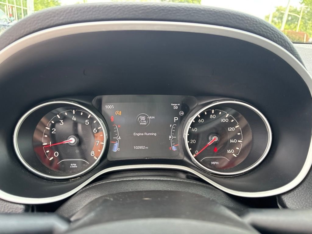 Used 2017 Gray Jeep Latitude image 23