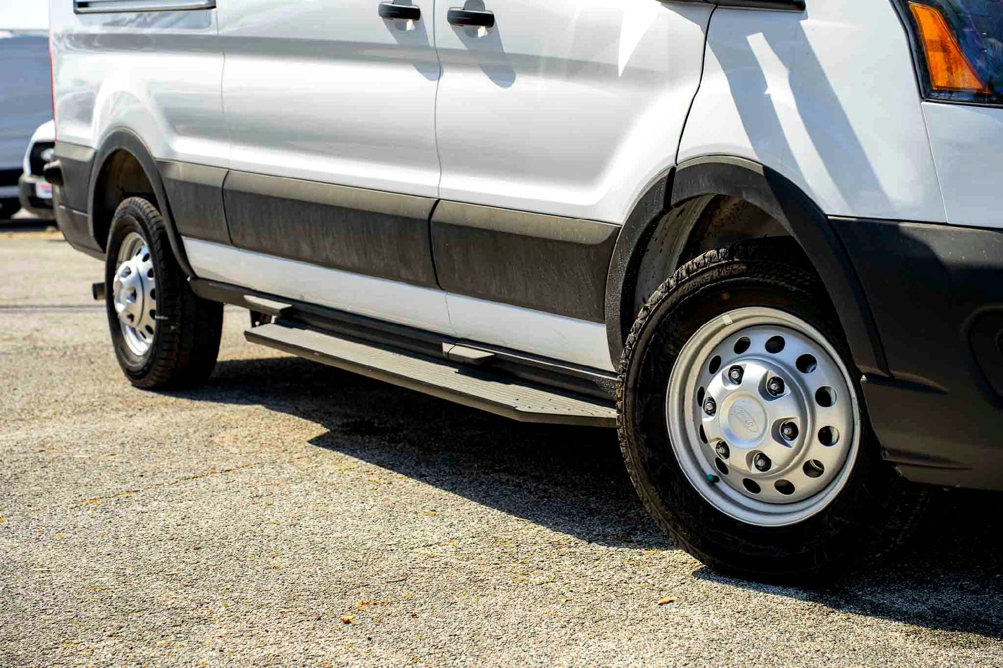 2025 Ford Transit Van Base