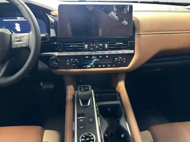 New 2026 Gray Nissan Platinum image 11