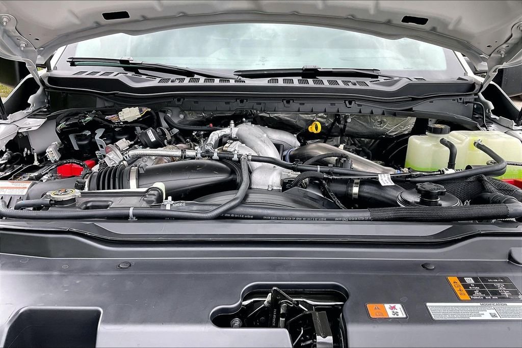 New 2026 Ford Super Duty F-250 Lariat 4D Crew Cab