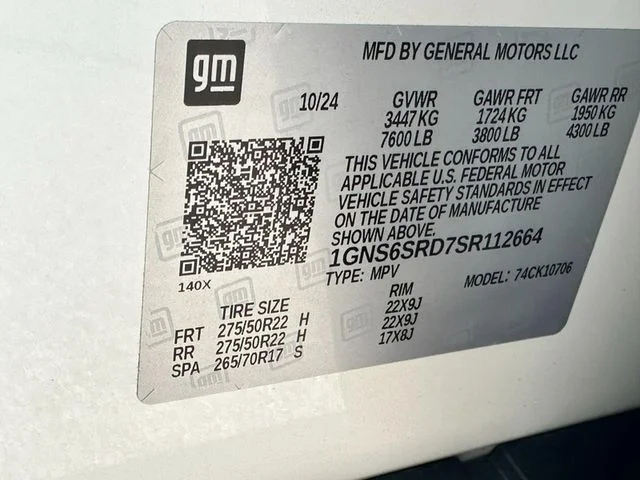 Used 2025 Iridescent Pearl Tricoat Chevrolet Premier image 58