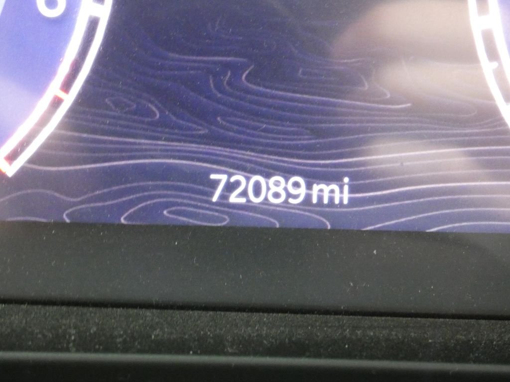 Used 2022 White Jeep Limited image 23