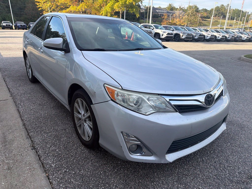 Used 2012 Silver Toyota XLE image 4