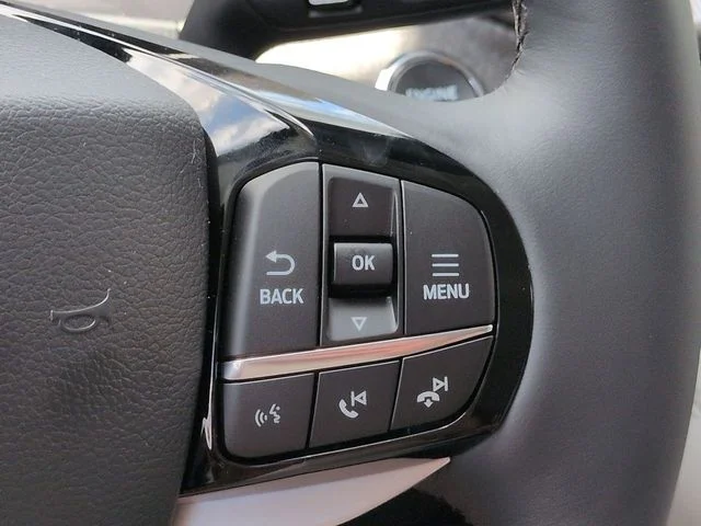 New 2026 Agate Black Metallic Ford Platinum™ image 25