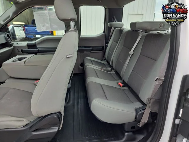 Used 2018 White Ford XL image 26
