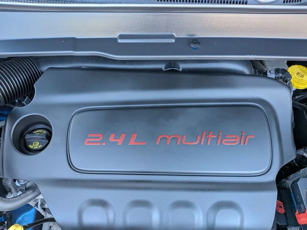 Used 2019 Blue Jeep Latitude image 13
