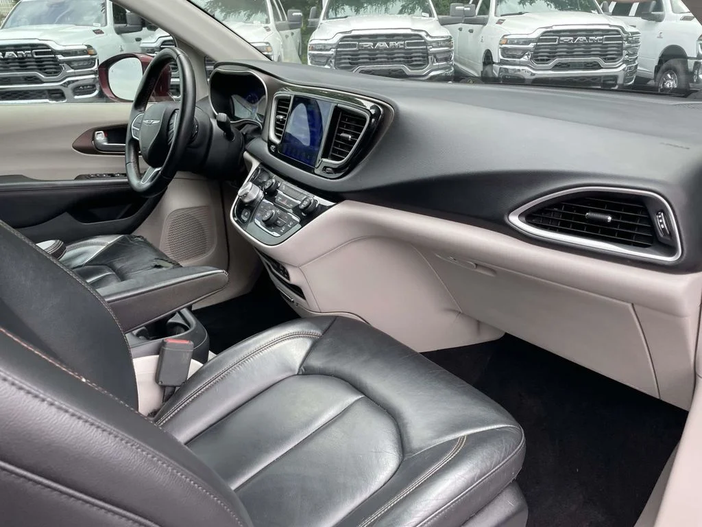 Certified Used 2017 Red Chrysler Touring L image 14
