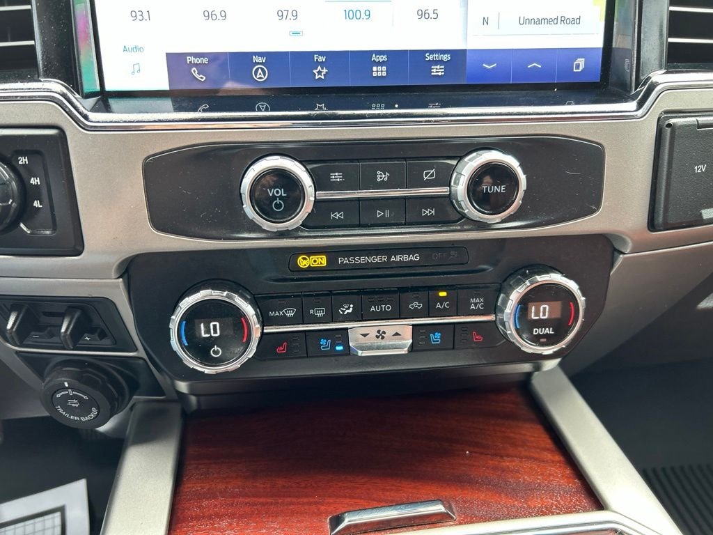 Used 2022 Oxford White Ford King Ranch image 29