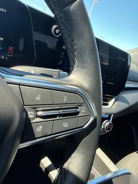 2025 Chevrolet Equinox LT - Photo 28