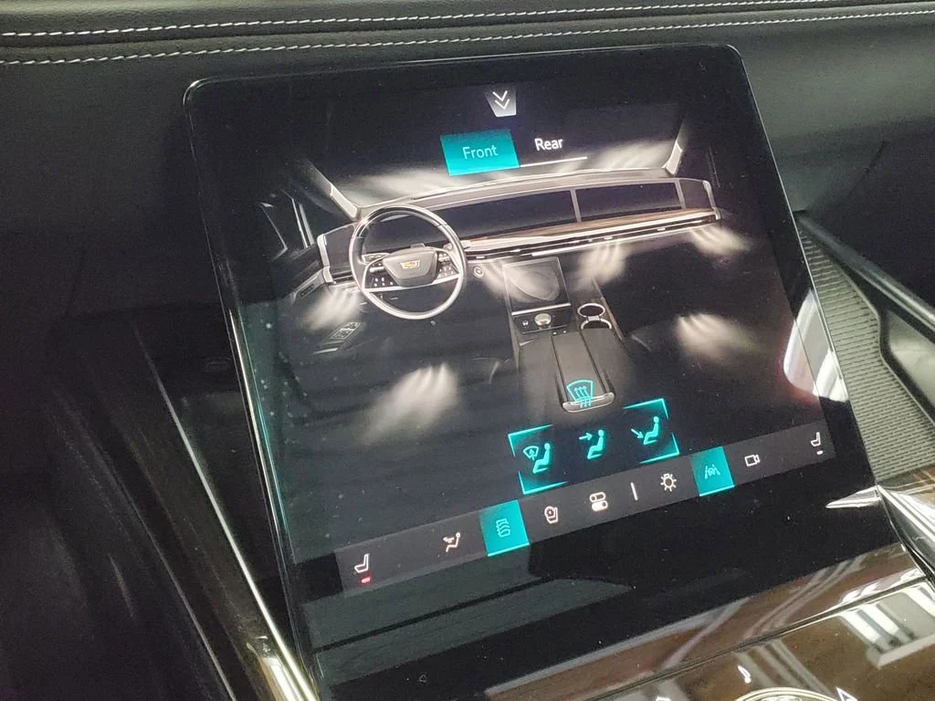 2026 Cadillac Escalade Luxury - Photo 26