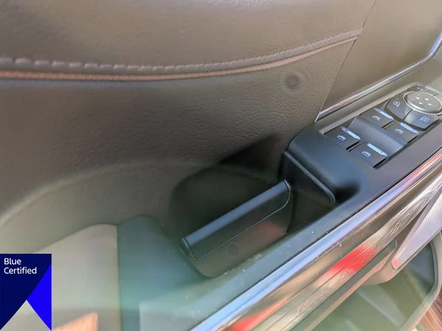 Used 2025 Red Ford King Ranch image 12