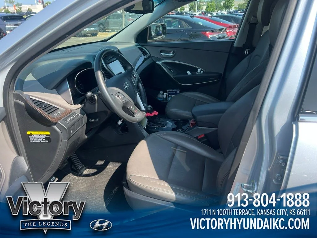 Used 2017 Silver Hyundai 2.4 Base image 9