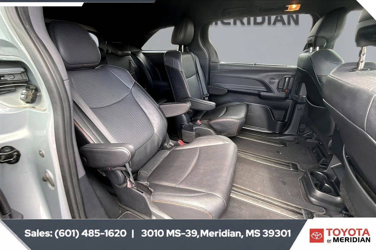 Used 2023 Cement Toyota XSE 7-Passenger image 20