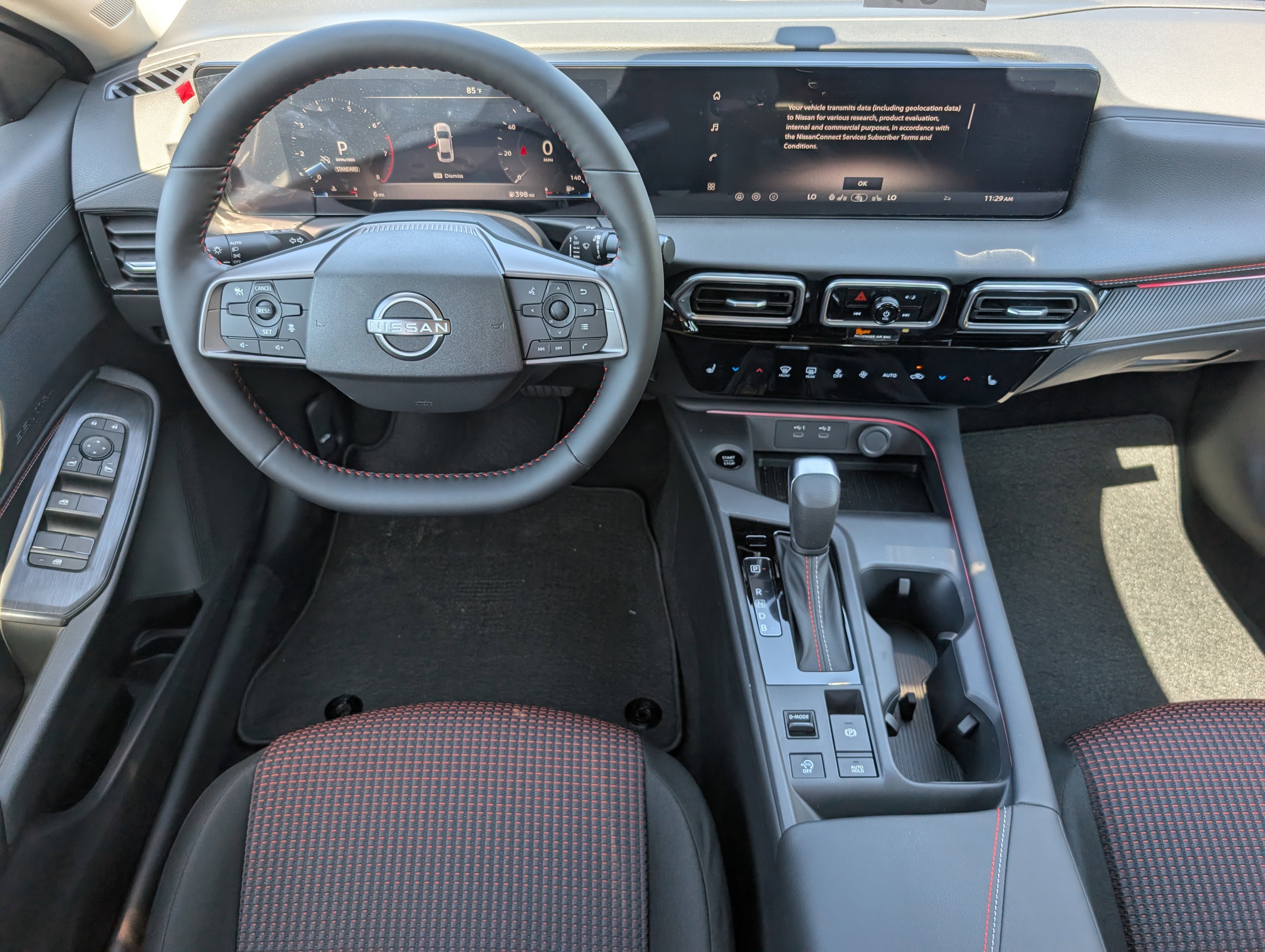 New 2026 Atlantic Gray Metallic / Super Black Two-tone Nissan SR image 6
